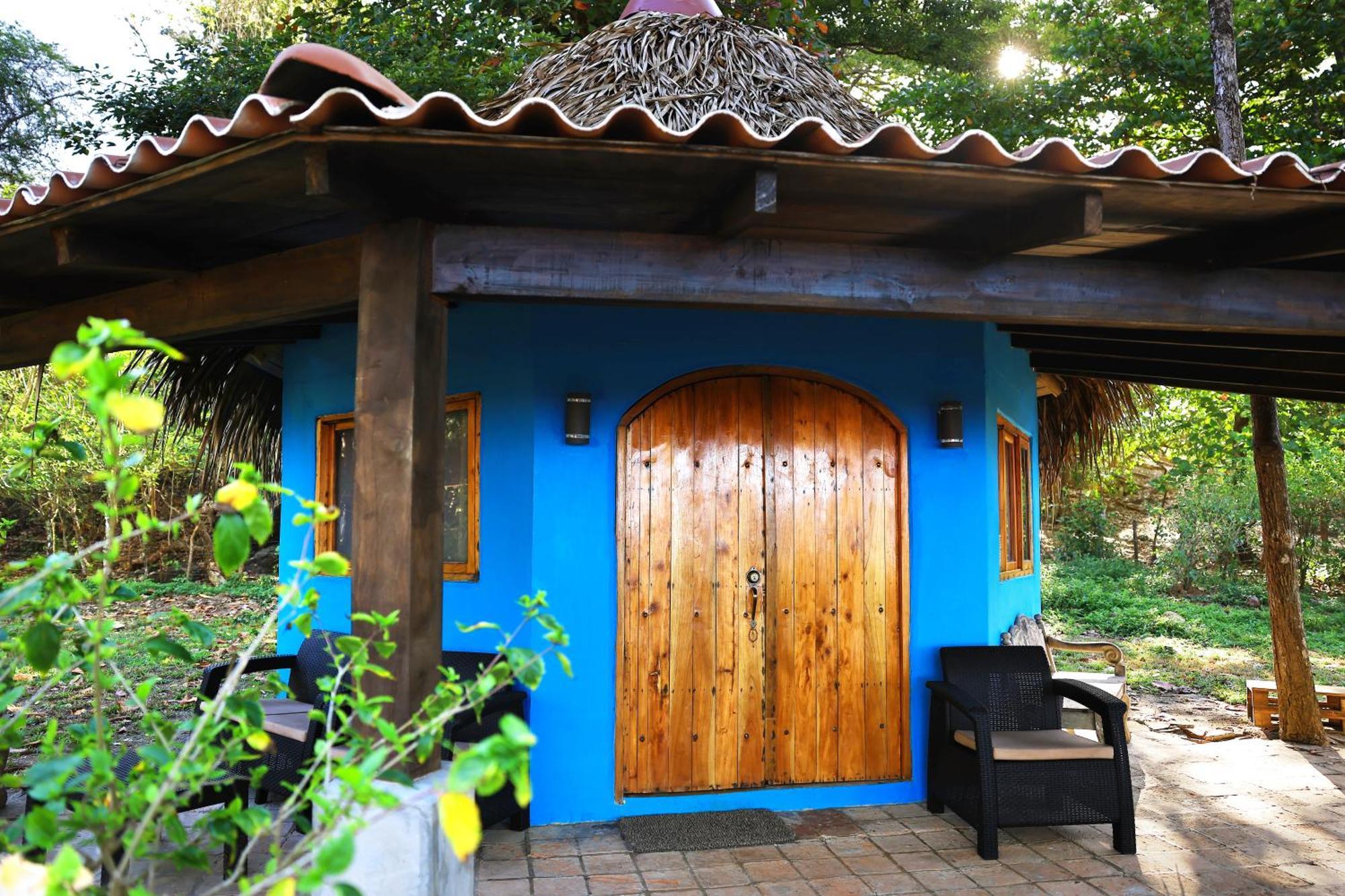 Hotel Oasis & Surf Camp Santa Catalina Dış mekan fotoğraf