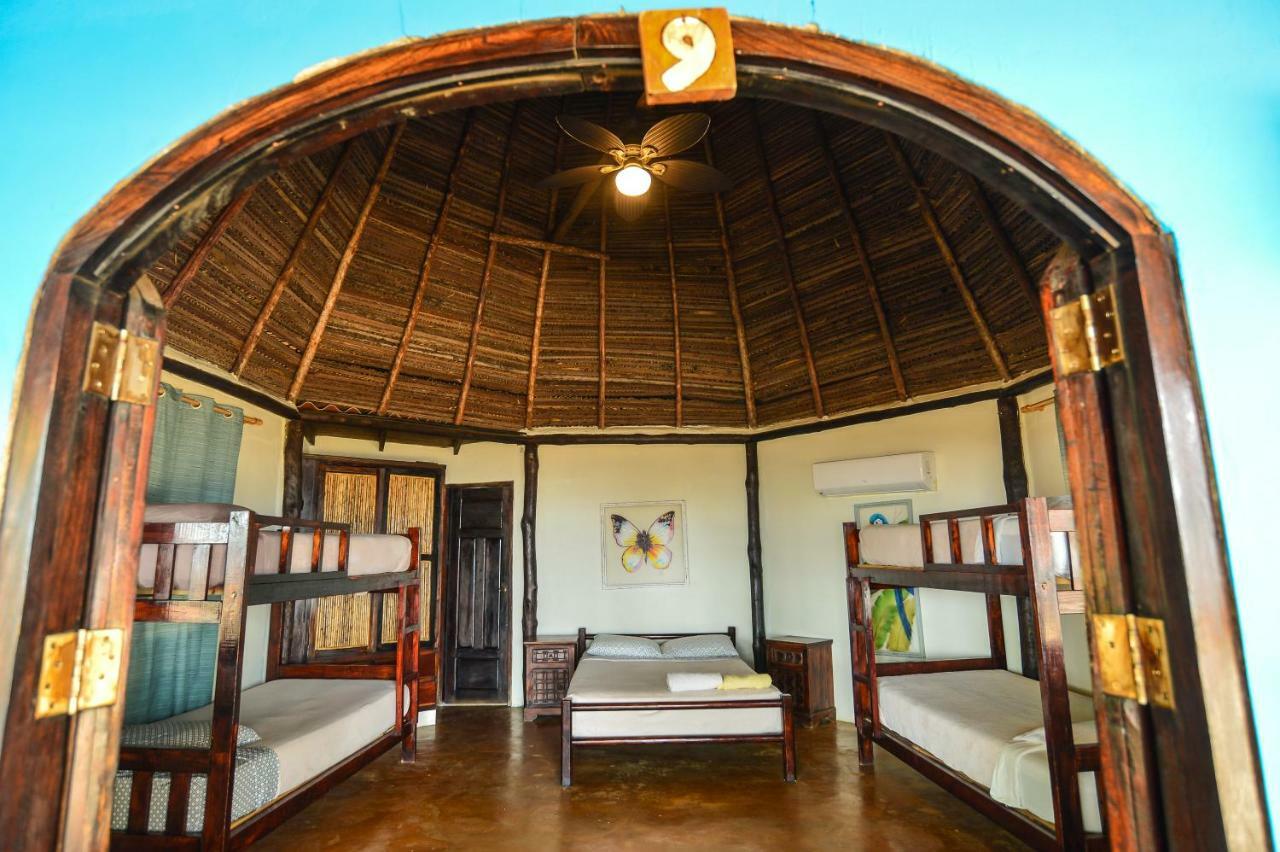 Hotel Oasis & Surf Camp Santa Catalina Dış mekan fotoğraf